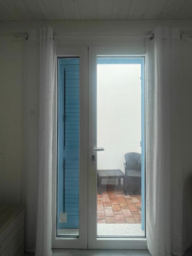 La Perla Del Mare 2 Bed & Breakfast La Caletta Exterior photo